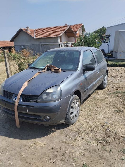 Рено клио 1.2 16в на части
