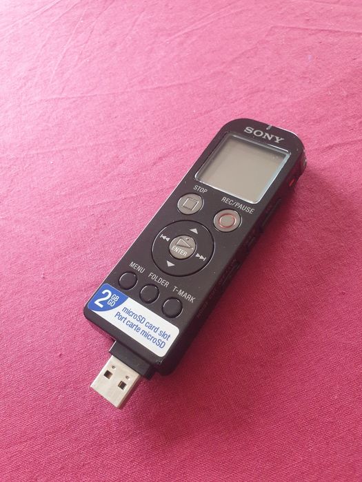 Гласов рекордер SONY  ICD-UX522