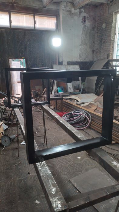 Loft , мебель на заказ.