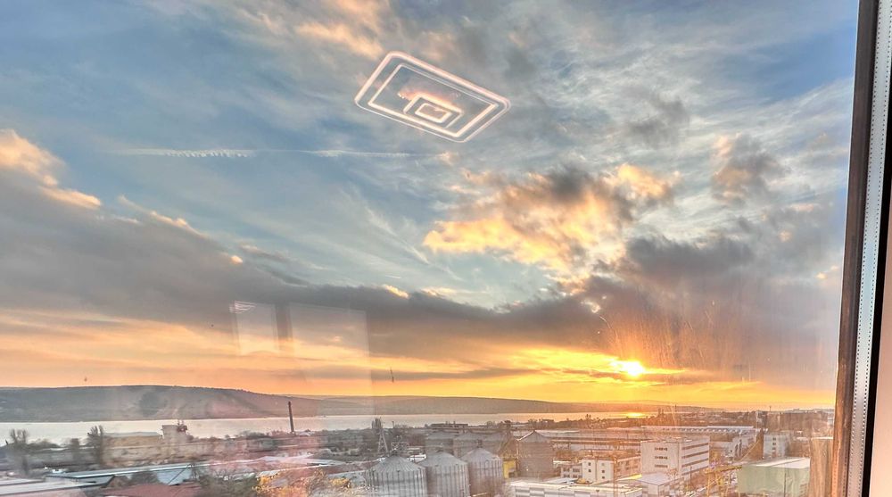 Двустаен, изцяло южен апартамент с панорамна гледка към езерото