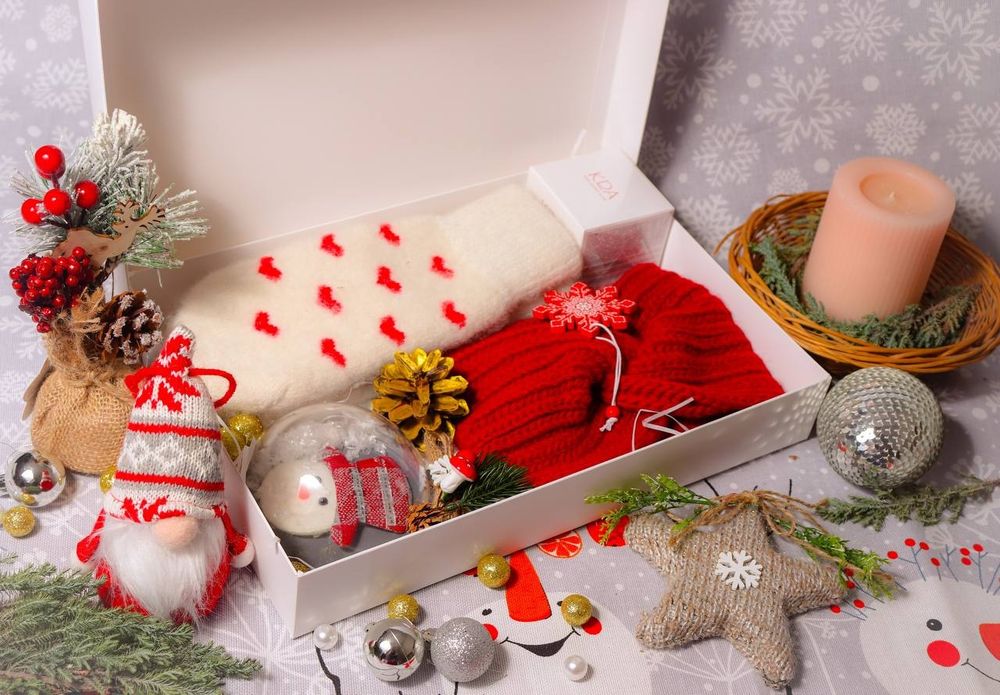 Подарочные коробки. Коробки  для боксов. Крафт пакеты.