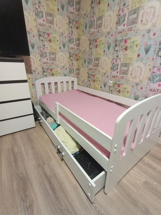Детско легло с преграда+ чекмедже и матрак 70/140