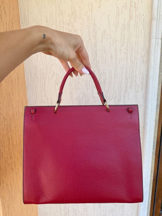 Чисто нова дамска чанта от естествена кожа Furla