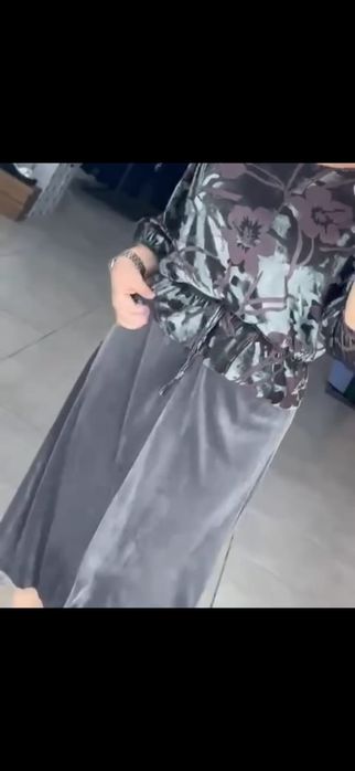 Продам новое платье размер 48