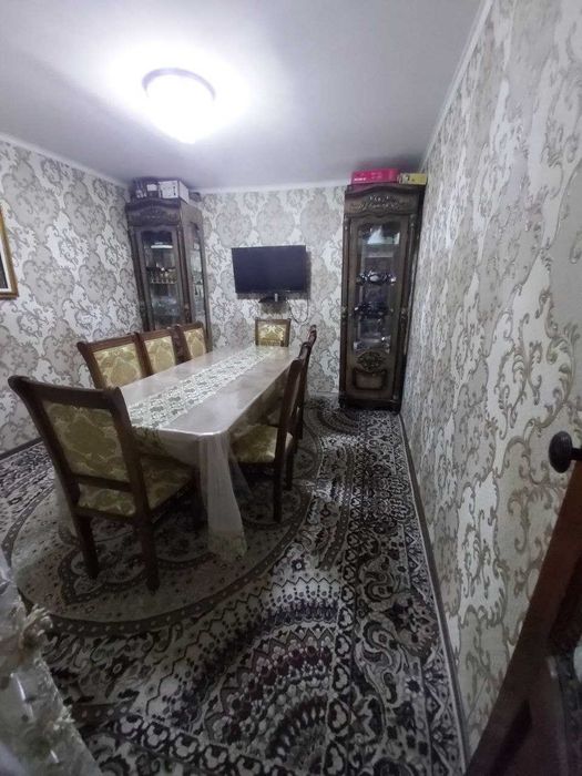 Нархи тушди Срочно яна келишилади Юнус-Обод Ботаника Боғи яқинида