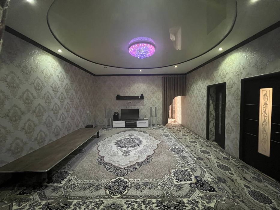 Uy sotiladi Ozerni yoninda