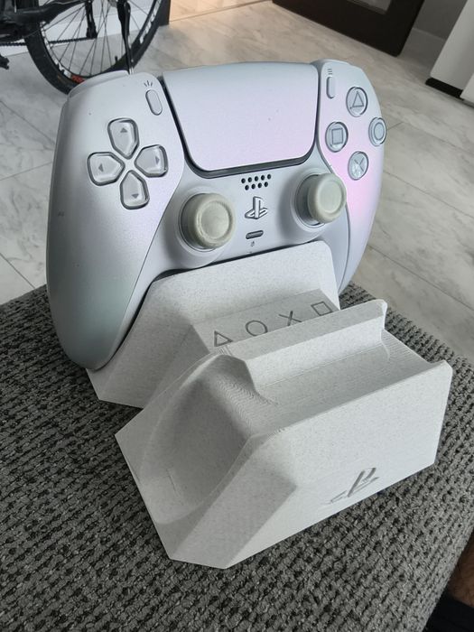 Стойка за playstation 5 dualsense джойстици