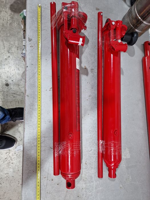 Cilindru  cric hidraulic 8 tone 800 lei Cilindru hidraulic 5 tone 750