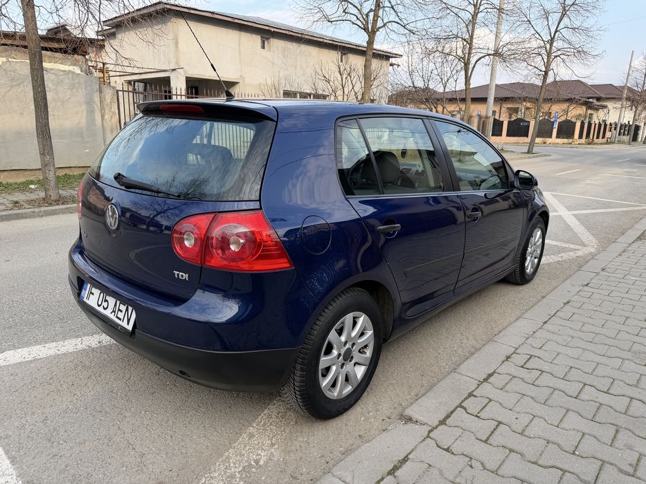Vw Golf 5 / 1.9 diesel 6 trepte / Stare buna / An 2008 E/4 !!
