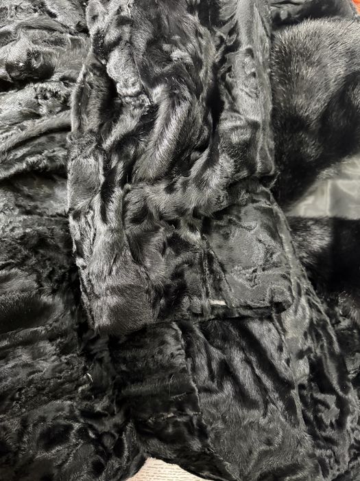 Каракулевая шуба с норкой