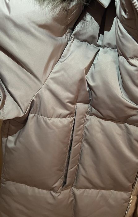 Пуховик Massimo Dutti.