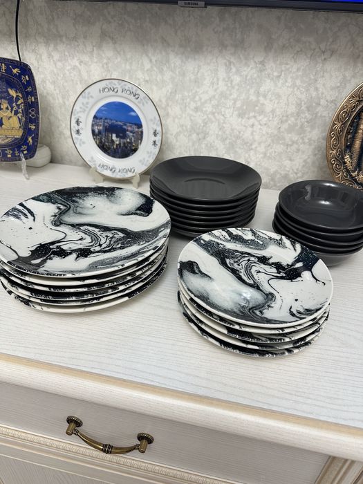 Тарелки на 12 персон