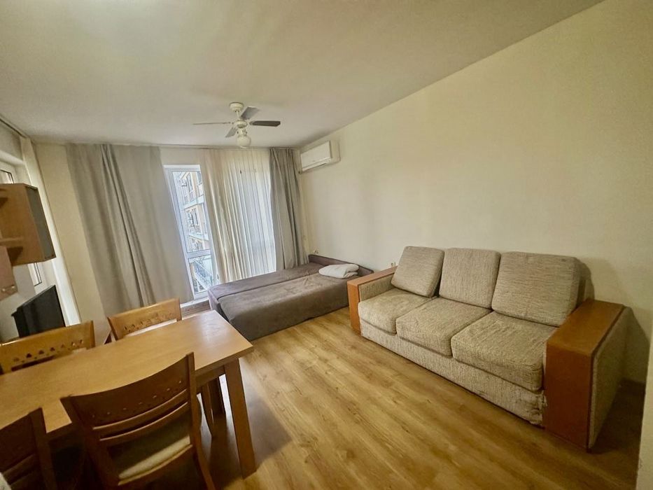 Продава се Двустаен апартамент в к.к. Слънчев бряг - 80 кв.м за 1000 €/кв.м - Снимка #3