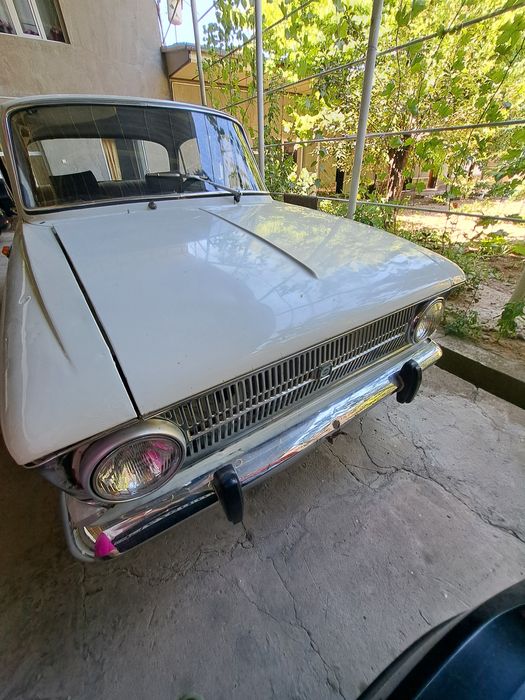 Машина москвич 412