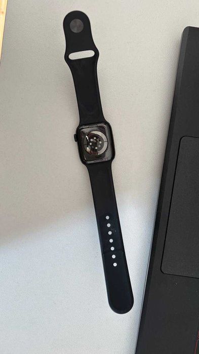Apple watch series 8 41 мм