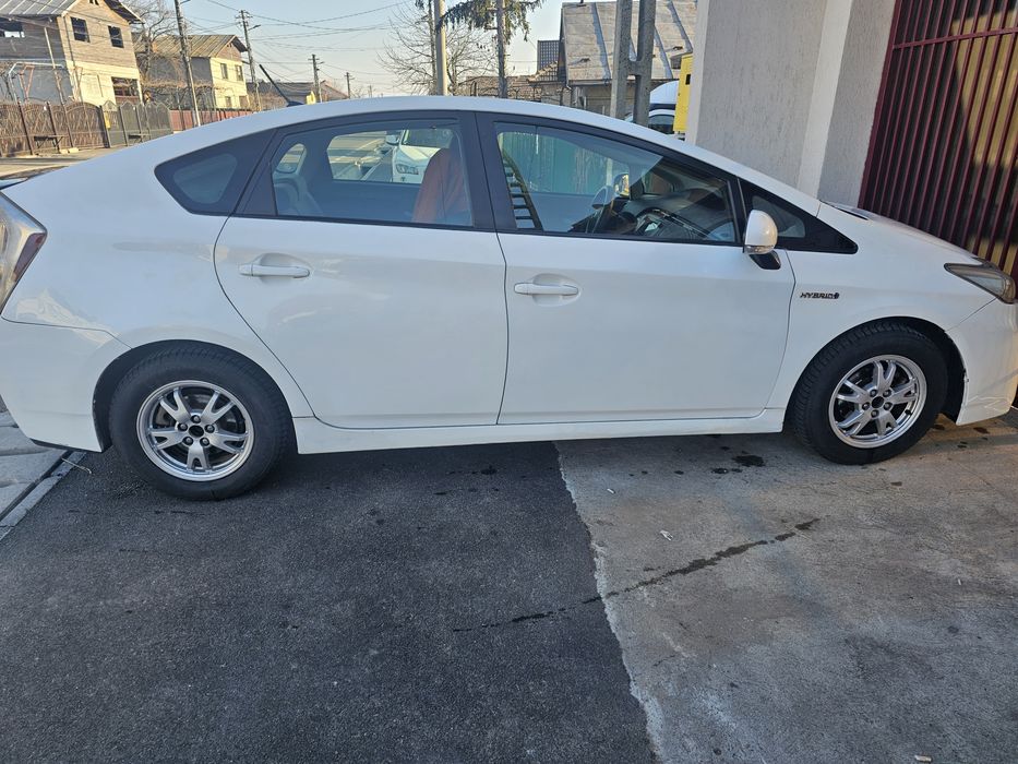 TOYOTA Prius 2011 — imagine 3