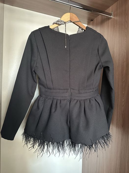 Брюки и коктельные платья, блузки