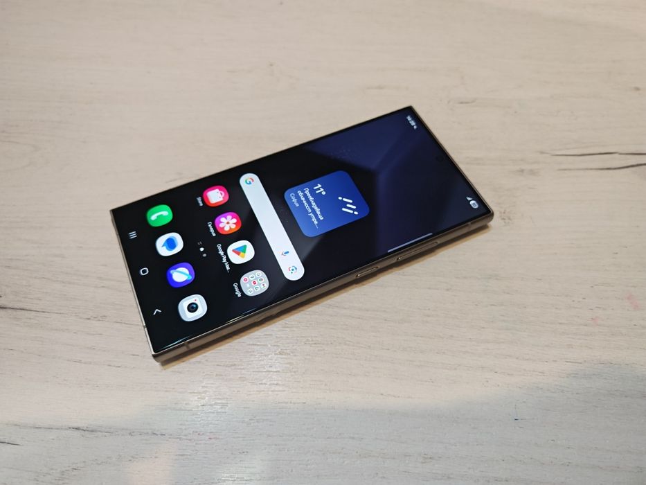 Като нов Samsung Galaxy S24 Ultra 256 GB