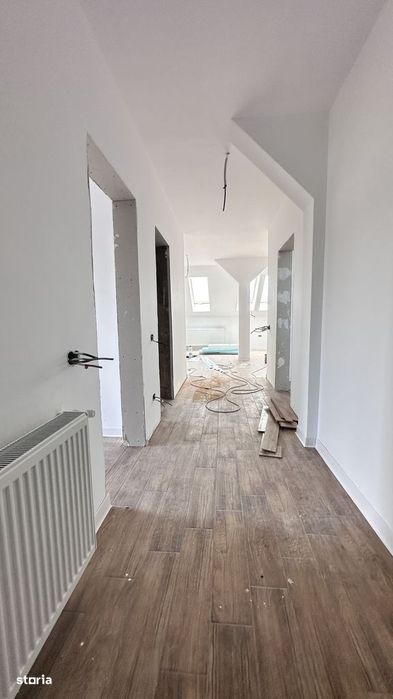 Apartament 3 camere bloc vila - 75 mp + parcare - Tractorul 137500