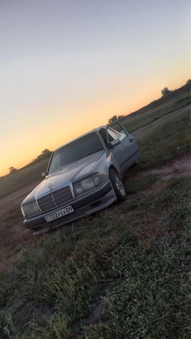 Продам мерседес W124