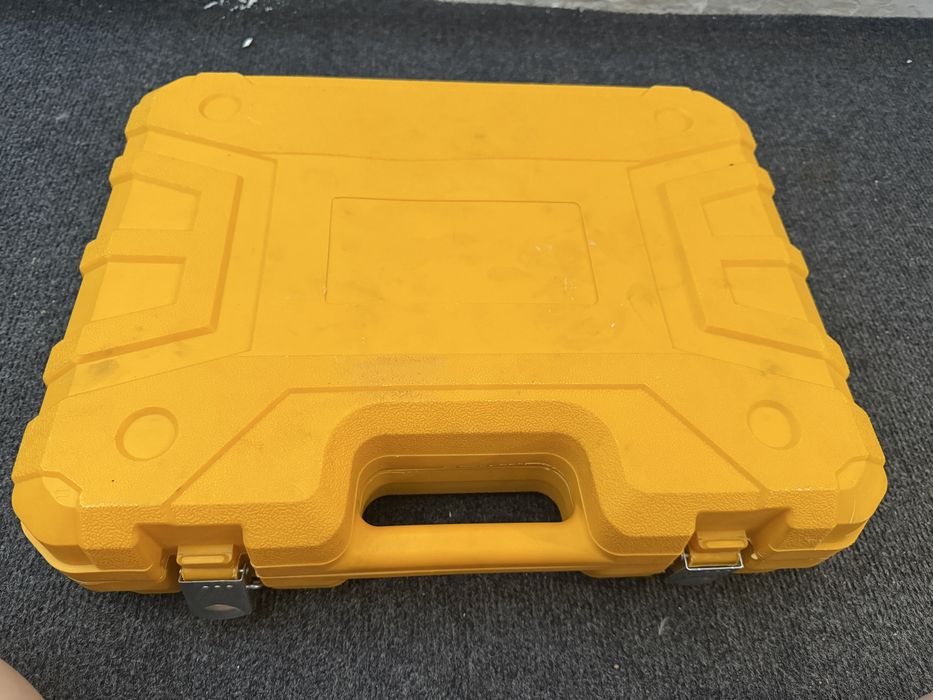 Набор шуруповерта