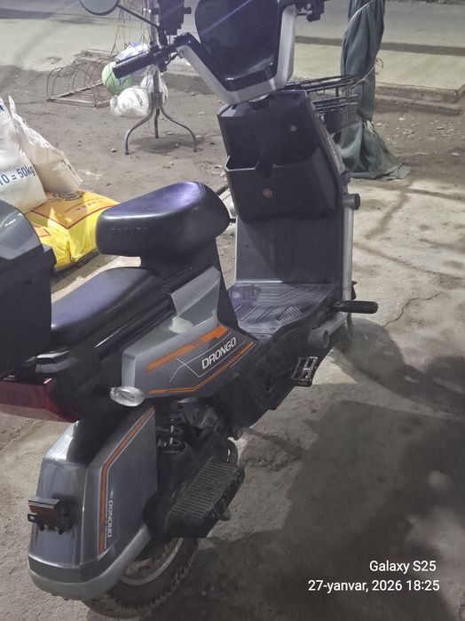 Skuter DRONGO GTR 16