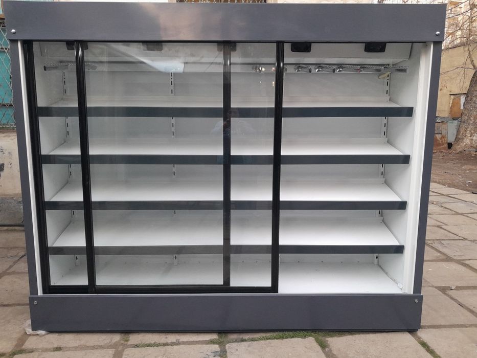 Витрина холодильник
