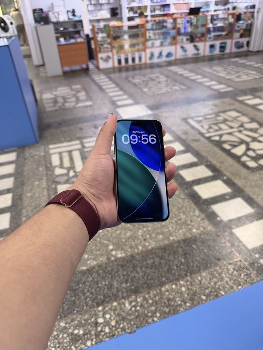 IPhone 15 pro Е сим