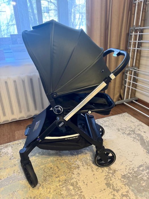 Продам детскую коляску