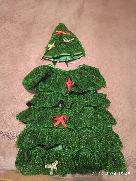 Костюм ёлки,для девочки 3-4 годика