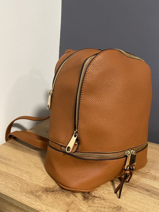 Дамска раница от еко кожа