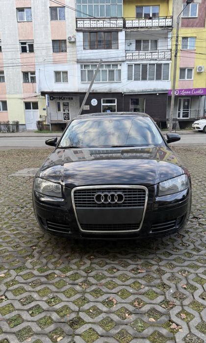 Vand Audi A3 negru