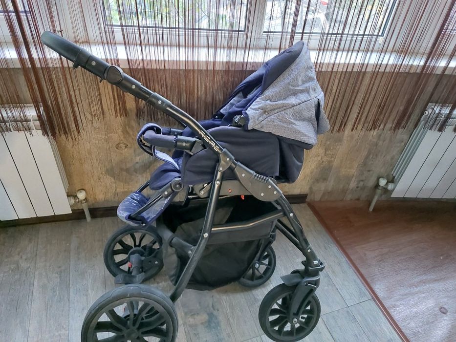 Коляска 2 в 1 Alis Road