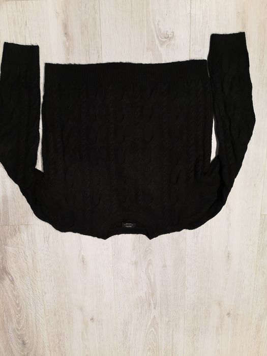 Pulovere Bershka, Stradivarius...