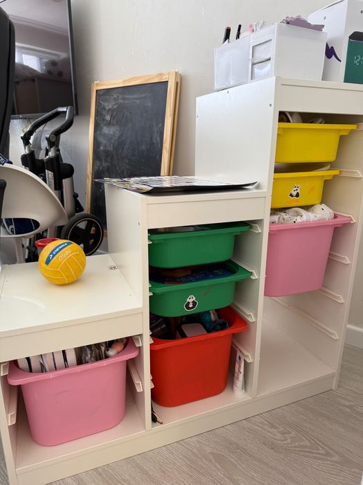 Стеллаж для хранения вещей и игрушек