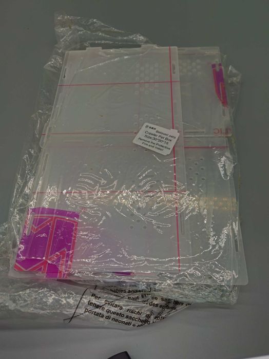 Акрилен терариум за насекоми и влечуги 30 x 20 x 15 см – анти-бягство!