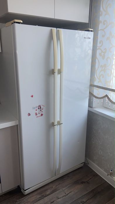 Продам холодильник
