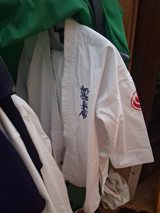 Кимоно Isami для каратэ киукушинкай
