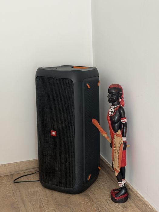 Jbl boxe partybox 200
