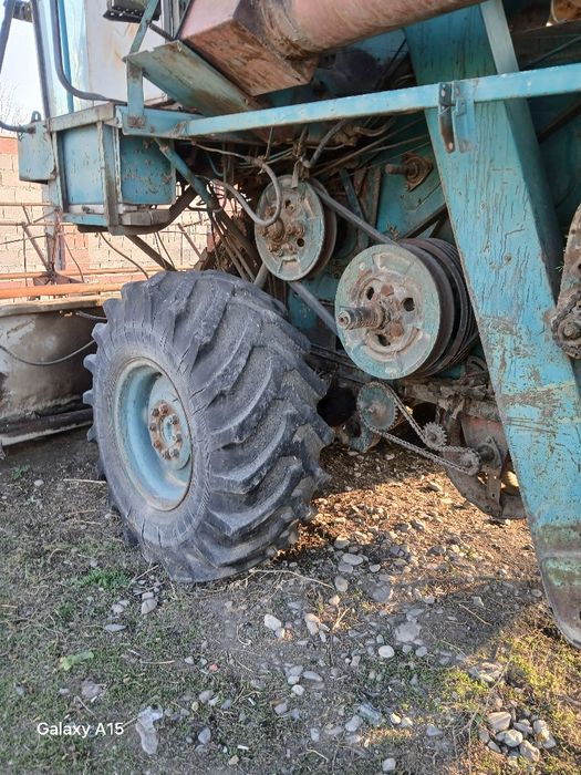 Комбайн Енисей .