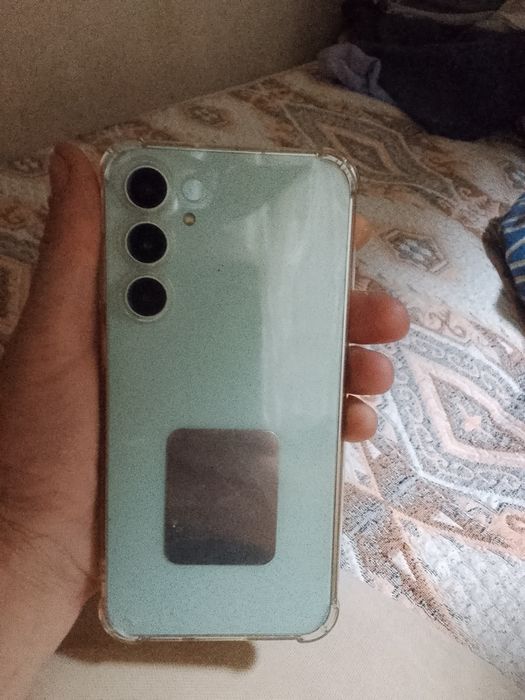 Продам Самсунг с23 фе