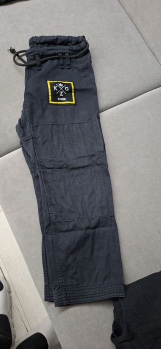 Продам Кимоно для Кикбоксинг