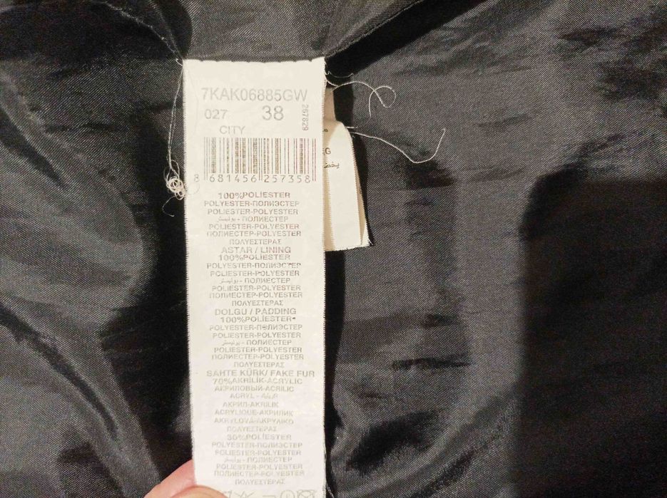 Geaca lunga Koton, de iarna, mar S-M (potrivita si pt adolescente)