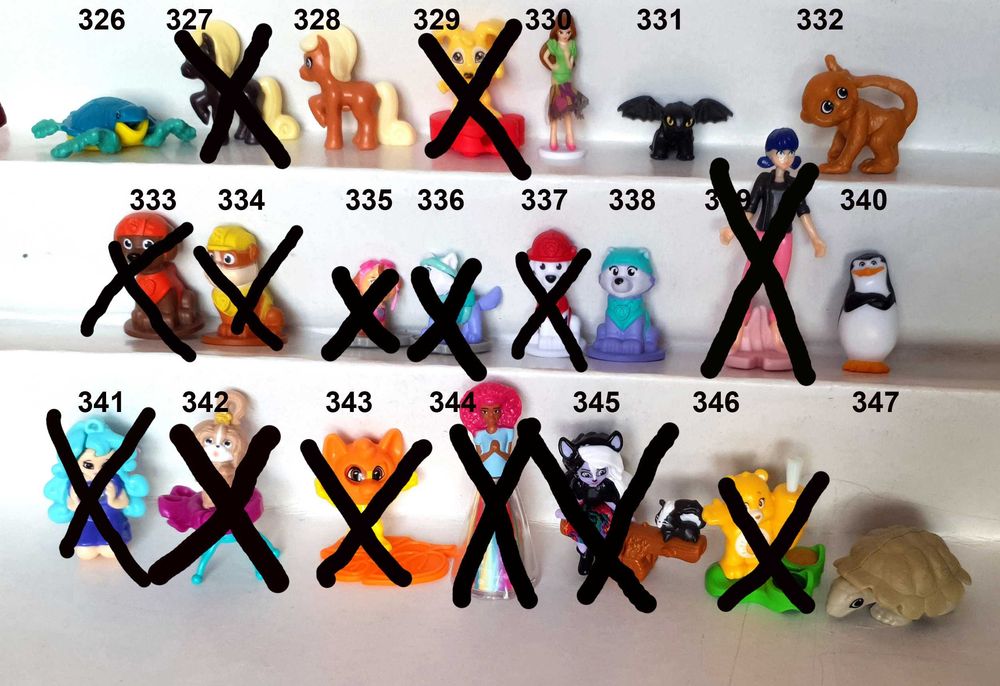 400 Киндер играчки от яйца Kinder Surprise