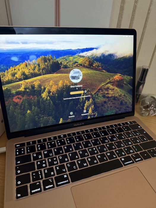 Продам macbook air