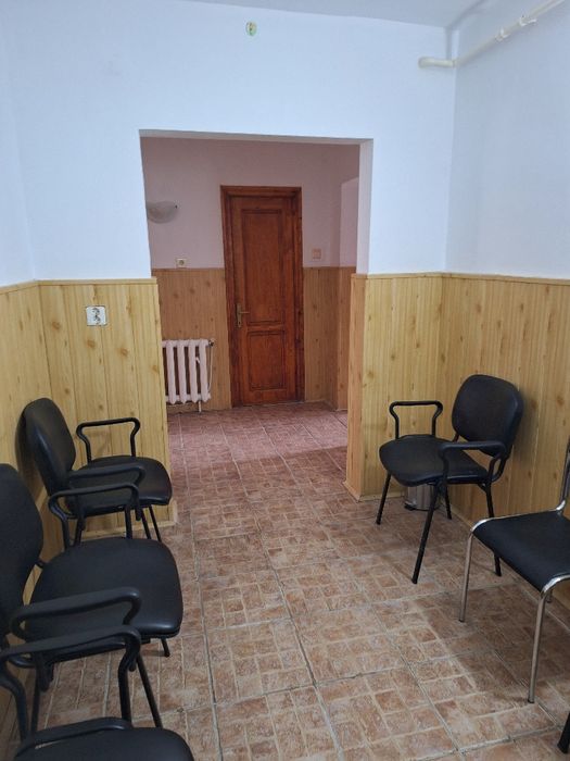Apartament 2 camere destinatie Birouri sau Locuinta– PARTER – ZONA PIEȚEI