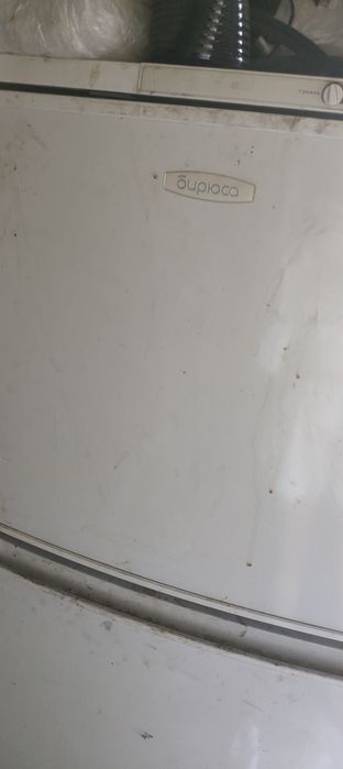 Отдам бесплатно 2 холодильника