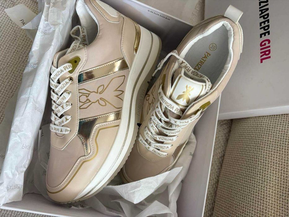 DESIGUAL нови сникерси платформа