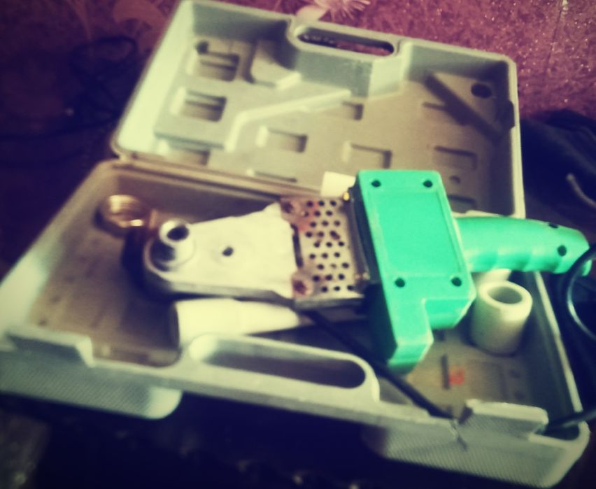 Продам утюг для пластика, не пользываныи