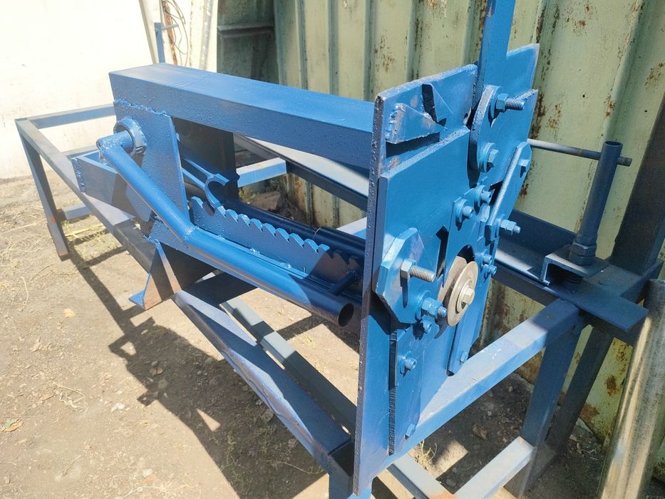 Листогиб гофроколено